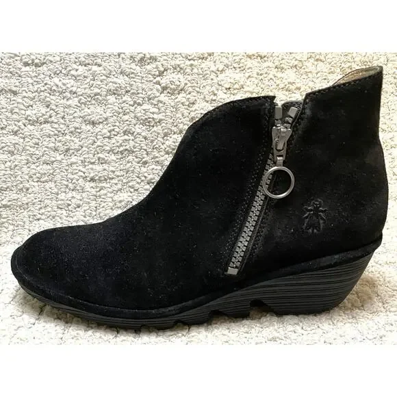 FLY London Black Suede PORO893FLY Ankle Booties NIB 40 US 9 9.5 Boots Zipper